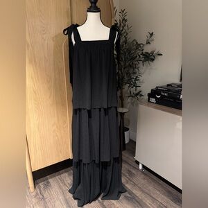 Chic Black Layered Boho Maxi Dress